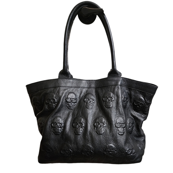Clever Carriage Company Handbags - Black 100% Leather Skull Embossed Tote Made In Italy